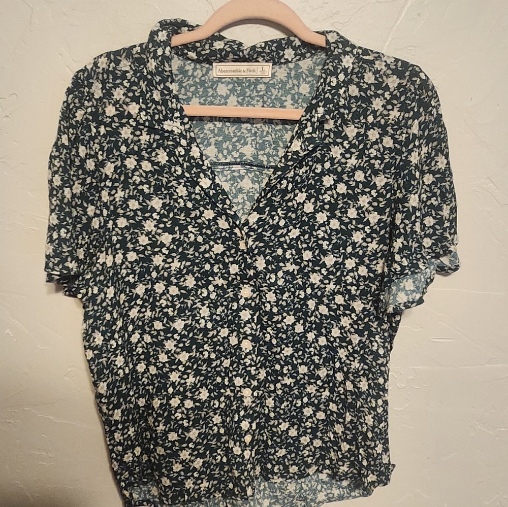 COPY - Abercrombie Women's Floral Top - Green, Button Up, Short Sleeve